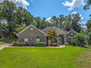 1153 W Ronds Pointe Drive, Tallahassee, FL 32312