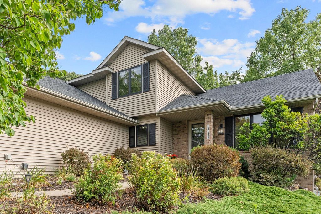 13568 Flint Lane, Apple Valley, MN 55124 — exterior