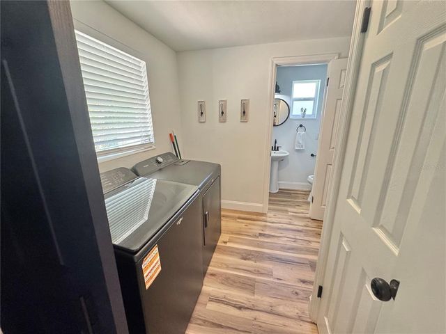 4443 BENEVA ROAD, Sarasota, FL 34233
