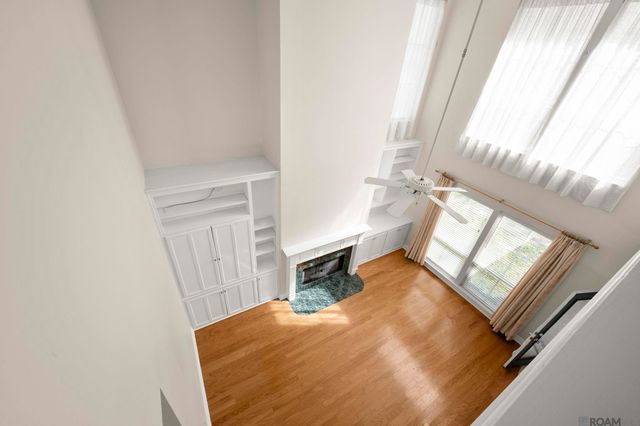 750 Wheatsheaf Dr, Baton Rouge, LA 70810