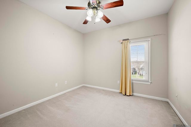 750 Wheatsheaf Dr, Baton Rouge, LA 70810