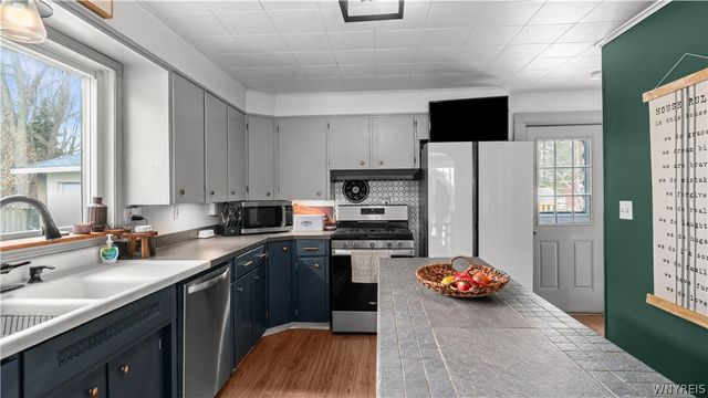 24 Huron Street, Hamburg, NY 14075