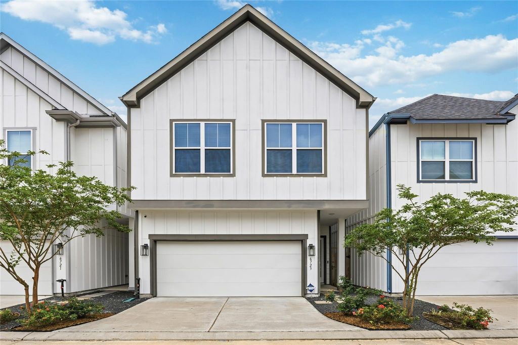 6723 Parker Oaks Lane, Houston, TX 77076