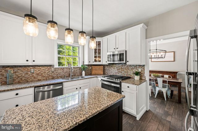 205 HIDDEN CREEK DR, Downingtown, PA 19335