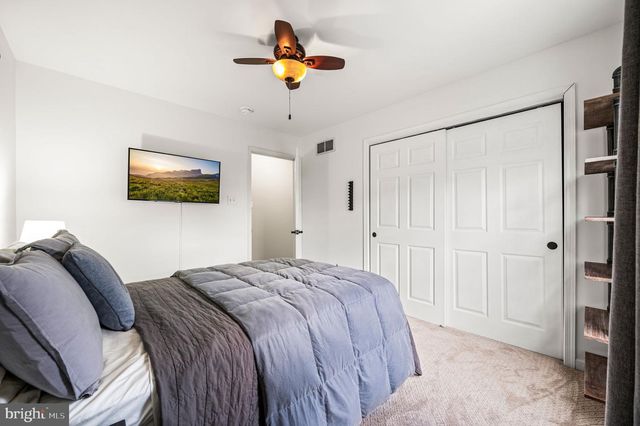 205 HIDDEN CREEK DR, Downingtown, PA 19335