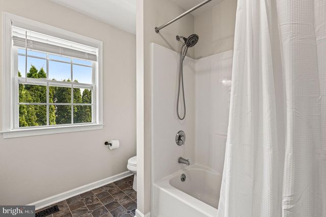 205 HIDDEN CREEK DR, Downingtown, PA 19335