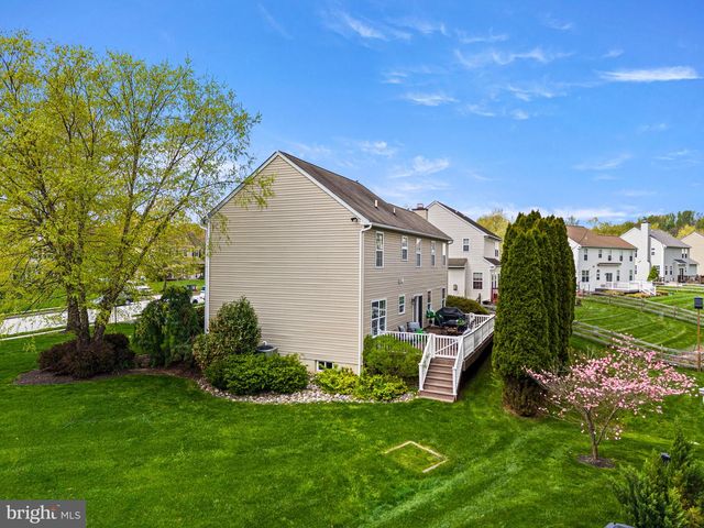 205 HIDDEN CREEK DR, Downingtown, PA 19335