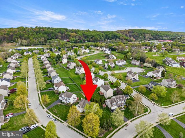 205 HIDDEN CREEK DR, Downingtown, PA 19335