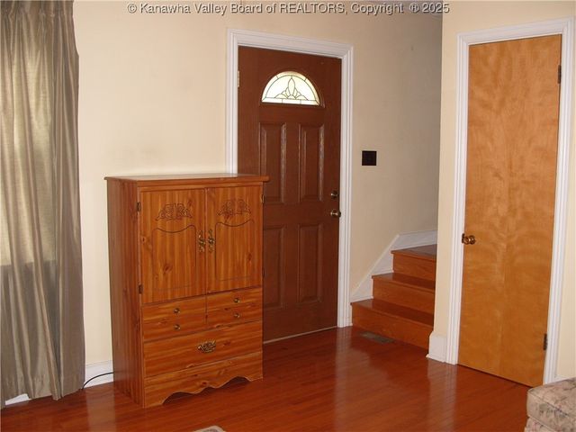 171 Boomer Hill Road, Boomer, WV 25031