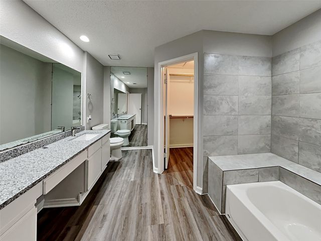 328 Teakwood Lane, Lewisville, TX 75067