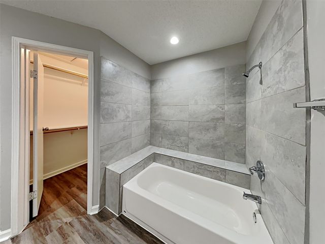 328 Teakwood Lane, Lewisville, TX 75067