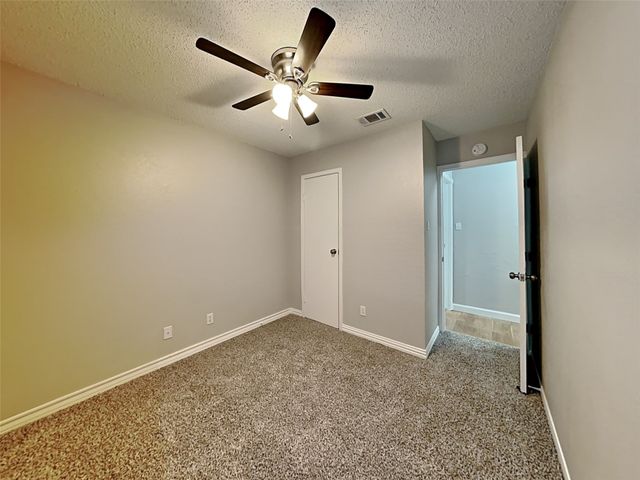328 Teakwood Lane, Lewisville, TX 75067