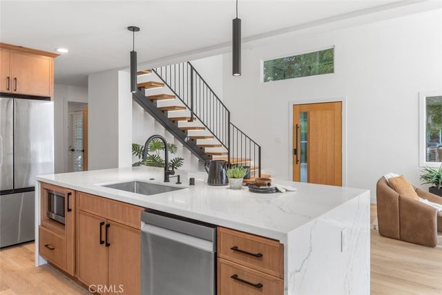 22851 Ridge Route Lane, Lake Forest, CA 92630