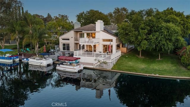 22851 Ridge Route Lane, Lake Forest, CA 92630