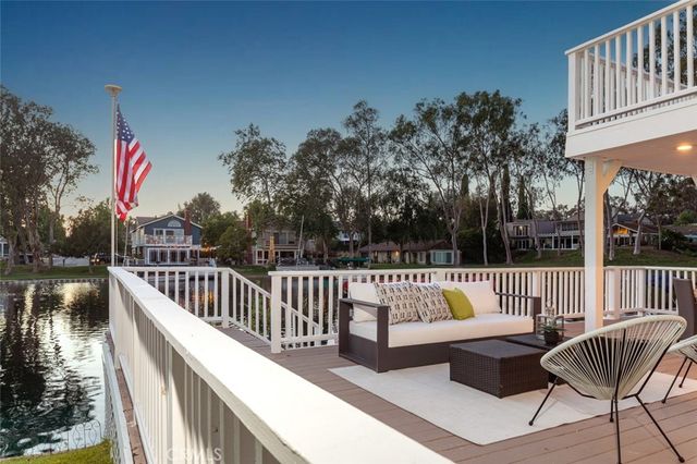 22851 Ridge Route Lane, Lake Forest, CA 92630