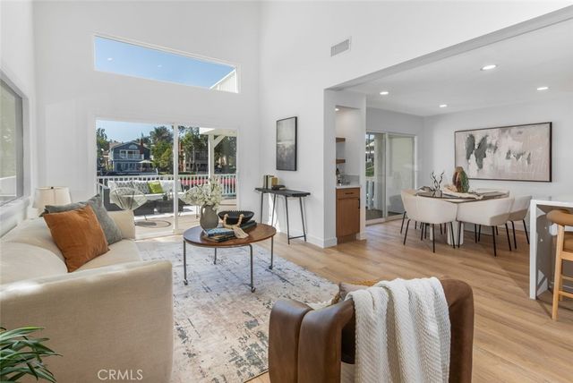 22851 Ridge Route Lane, Lake Forest, CA 92630