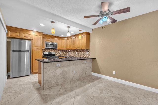 8377 Boca Rio Drive 8377, Boca Raton, FL 33433