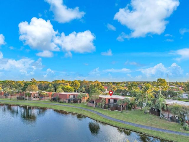 8377 Boca Rio Drive 8377, Boca Raton, FL 33433