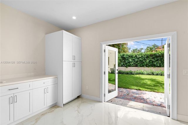 2413 N Greenway Dr, Coral Gables, FL 33134