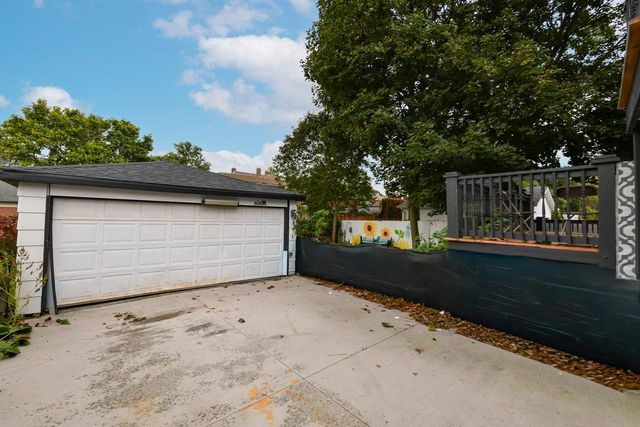 6223 5th AVENUE, Kenosha, WI 53143