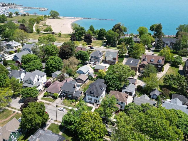 6223 5th AVENUE, Kenosha, WI 53143