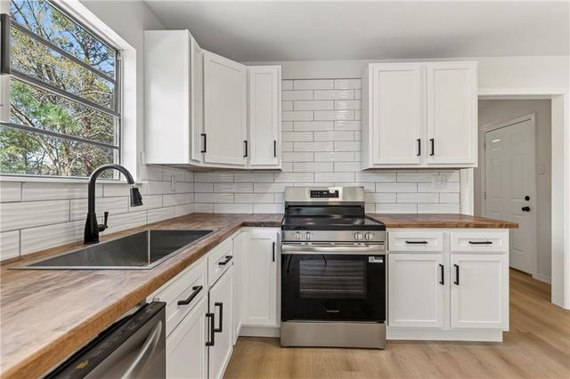 1644 Princess Helen Road W, Mobile, AL 36618