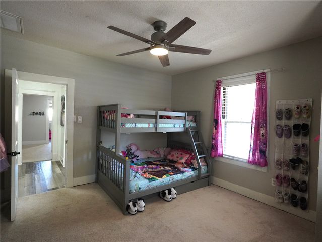 3611 Avenue H, Fort Worth, TX 76105