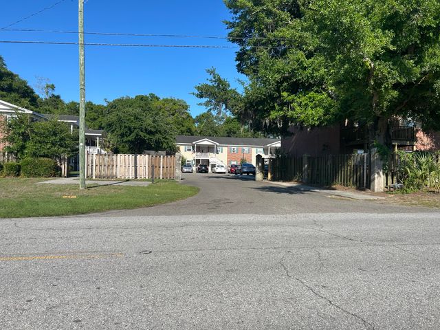 3930 Azalea Drive X, North Charleston, SC 29405