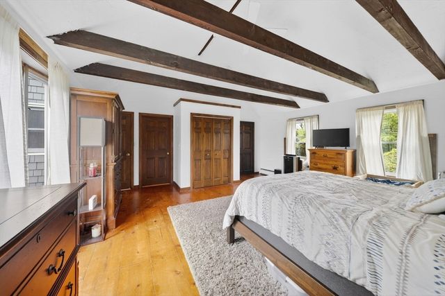 57 Center St, Groveland, MA 01834