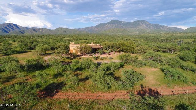 120 Willow Cross Circle, Nogales, AZ 85621