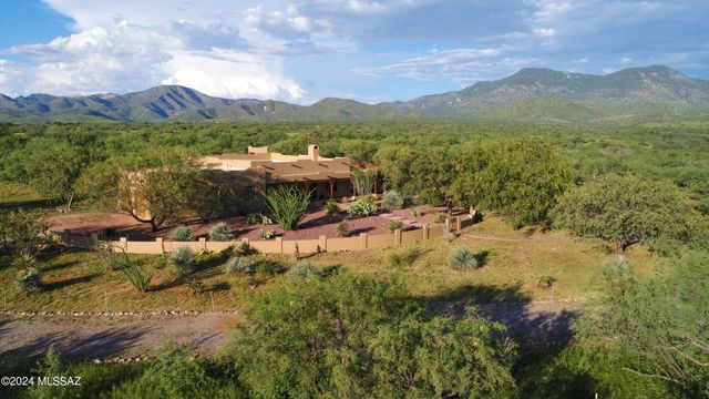 120 Willow Cross Circle, Nogales, AZ 85621