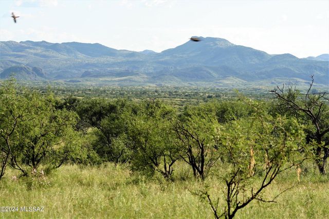 120 Willow Cross Circle, Nogales, AZ 85621