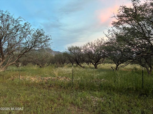 120 Willow Cross Circle, Nogales, AZ 85621