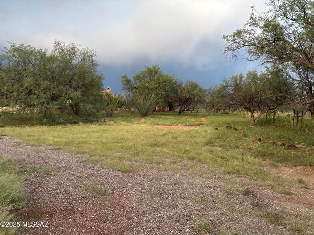 120 Willow Cross Circle, Nogales, AZ 85621