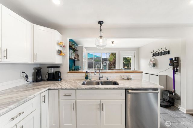 4910 N 25th Street, Tacoma, WA 98406