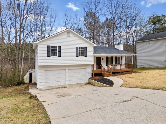 109 Brookside Court, Dallas, GA 30132