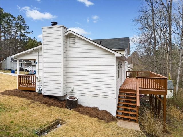 109 Brookside Court, Dallas, GA 30132