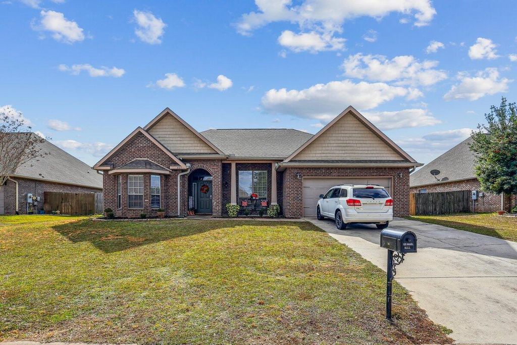 405 Pendo Place, Crestview, FL 32536