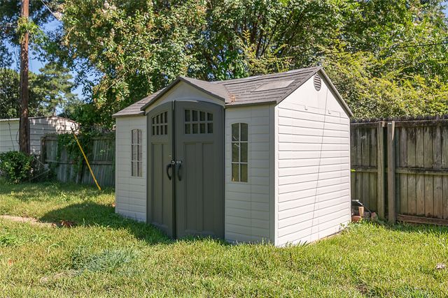 5810 Lovers Lane, Shreveport, LA 71105