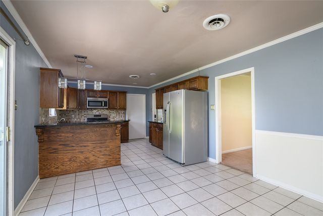 5810 Lovers Lane, Shreveport, LA 71105
