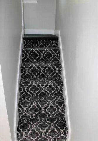 5025 Lydia Avenue, Kansas City, MO 64110