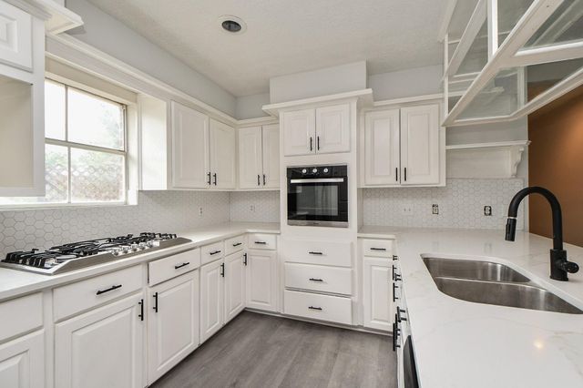 14938 Mesita Drive, Houston, TX 77083