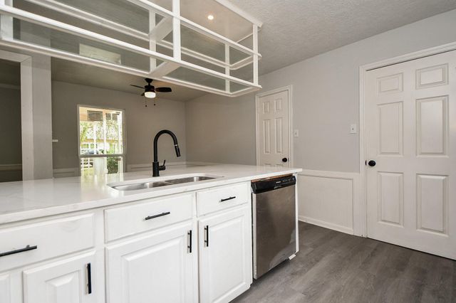 14938 Mesita Drive, Houston, TX 77083