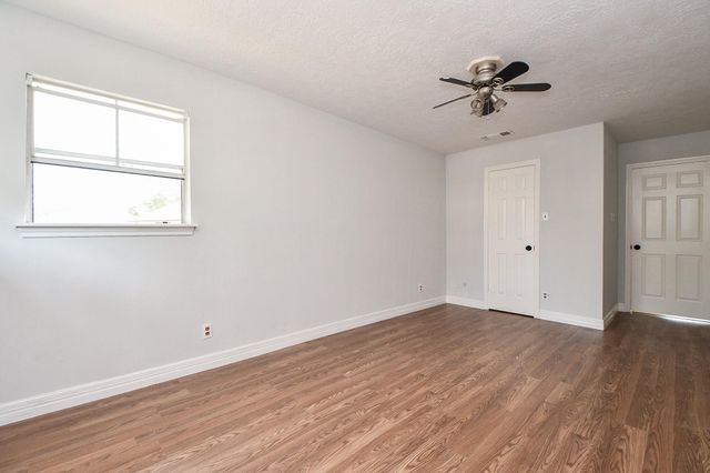 14938 Mesita Drive, Houston, TX 77083