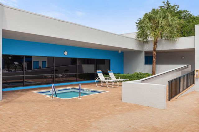 9200 Lime Bay Boulevard 115, Tamarac, FL 33321