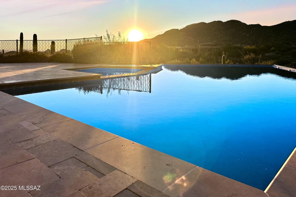 14623 N Shaded Stone Place, Oro Valley, AZ 85755