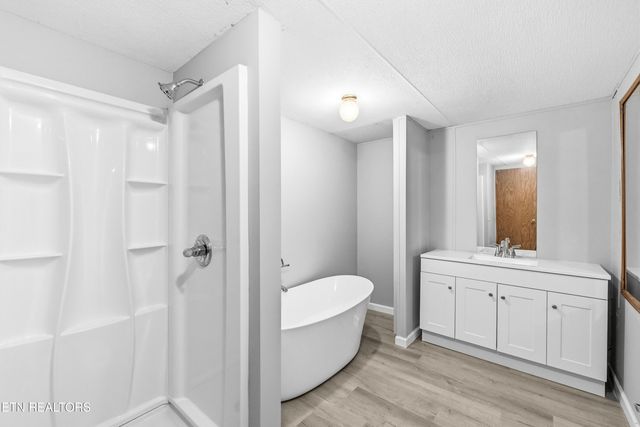 226 Ginger Rd, Maryville, TN 37804