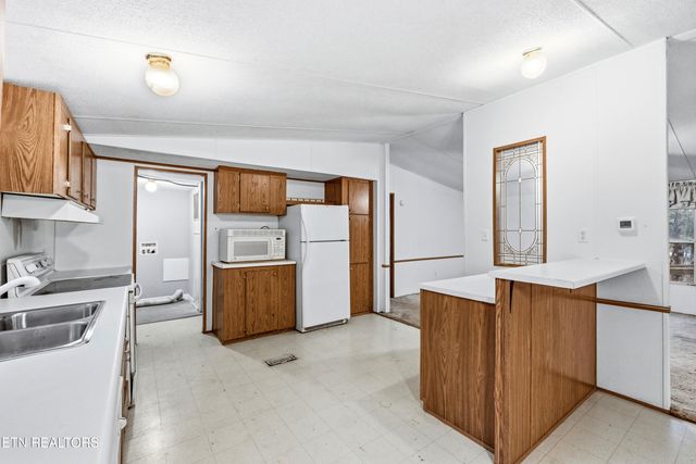 226 Ginger Rd, Maryville, TN 37804