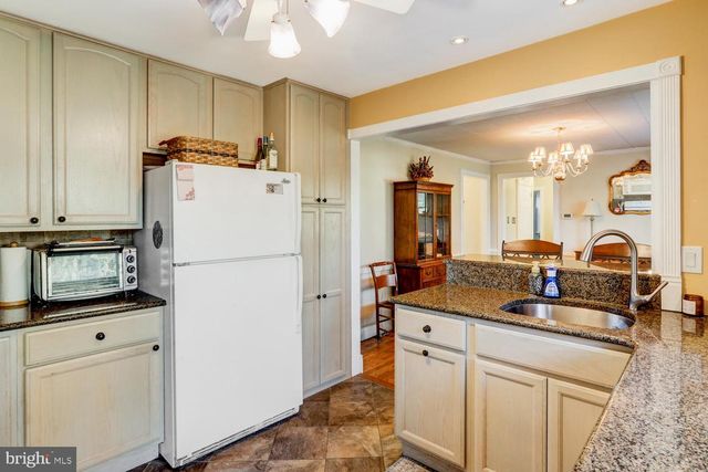 341 MAXSON RD, Lancaster, PA 17601