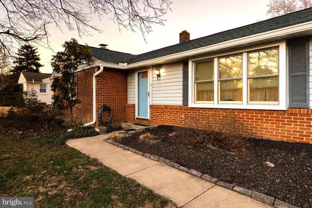 341 MAXSON RD, Lancaster, PA 17601